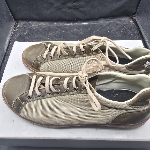 Pantofola D'oro Olive and Tan Men's Loafers - Picture 2 of 7